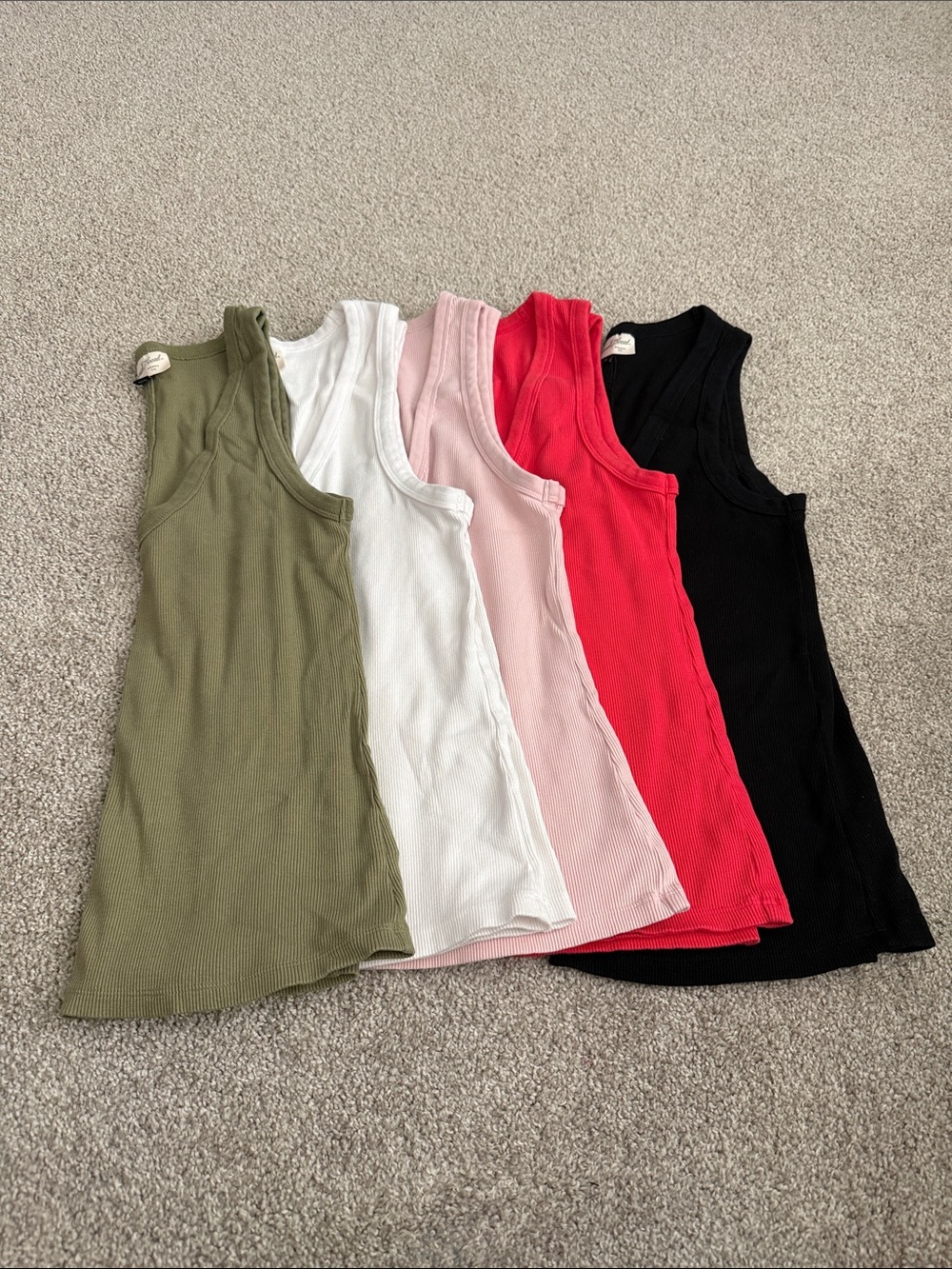 Universal Thread Women’s 5 Pack Tank Tops - Olive Green, White, Light Pink…